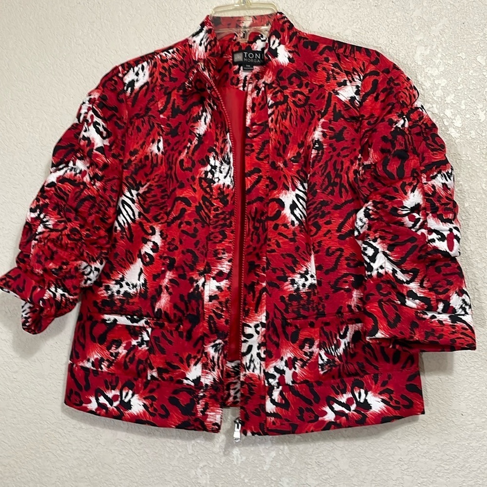 TONI MORGAN ANIMAL PRINT BLAZER